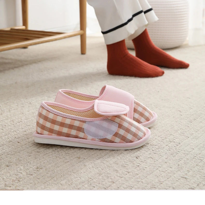 Women Diabetic Slippers Adjustable Closure Comfortable House Shoes Arthritis Edema Wide Slippers Comfy Cozy Shoes Closed Toed