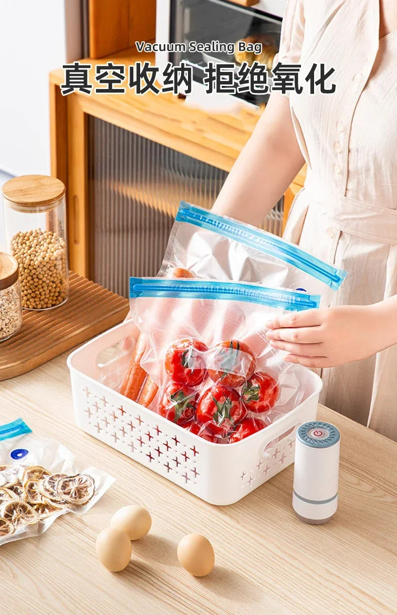 Vacuum Sealed Food Storage Box, Clear Fresh-Keeping Box, Capacity Food Dispenser, Transparent Container with Vacuum Pump