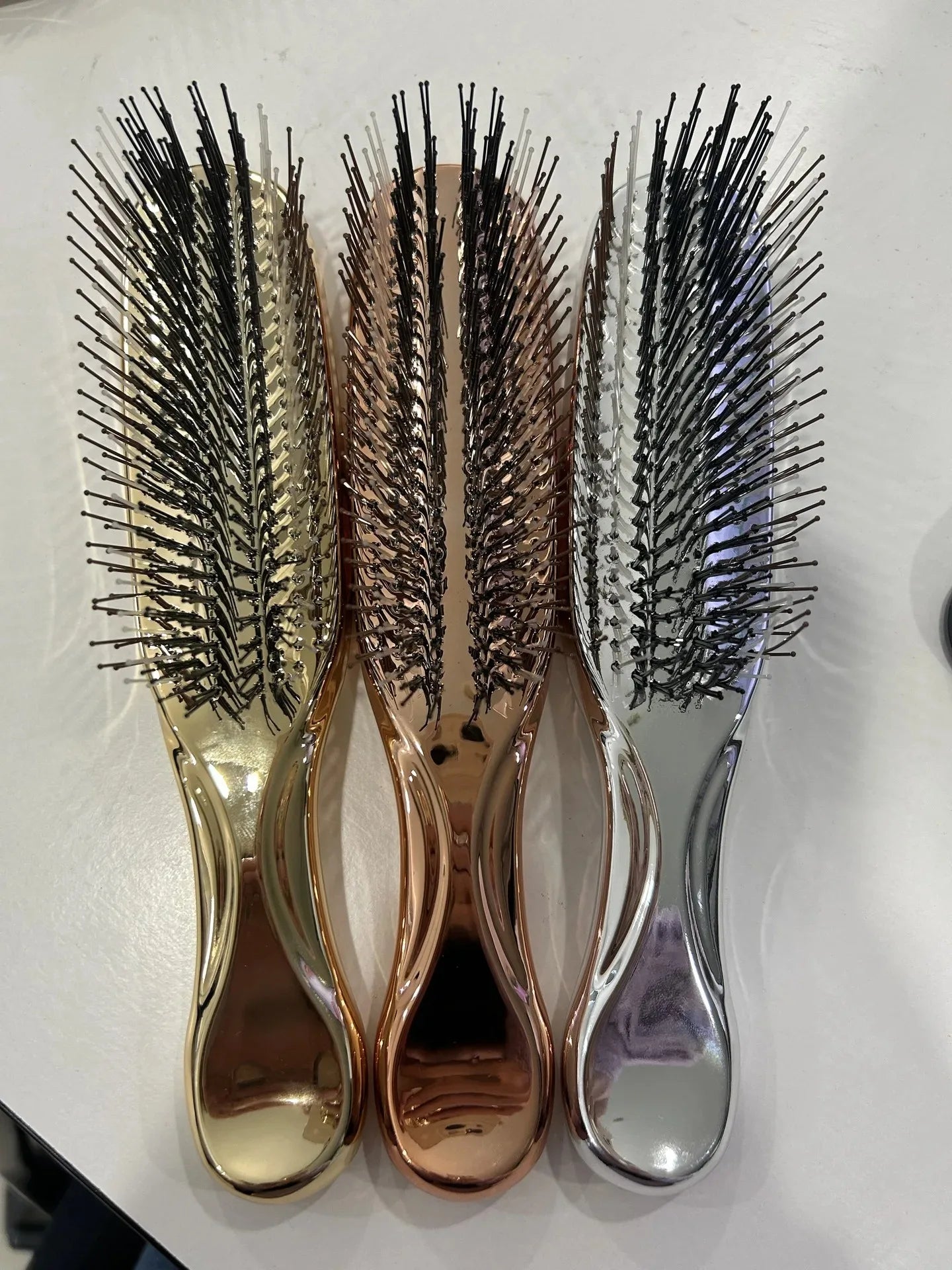 Japanese Premium Head Massager Scalp Brush Hair Massager Shampoo Brush Wet Plastic Detangling Brush Hair Cleaning Comb Rose Gold
