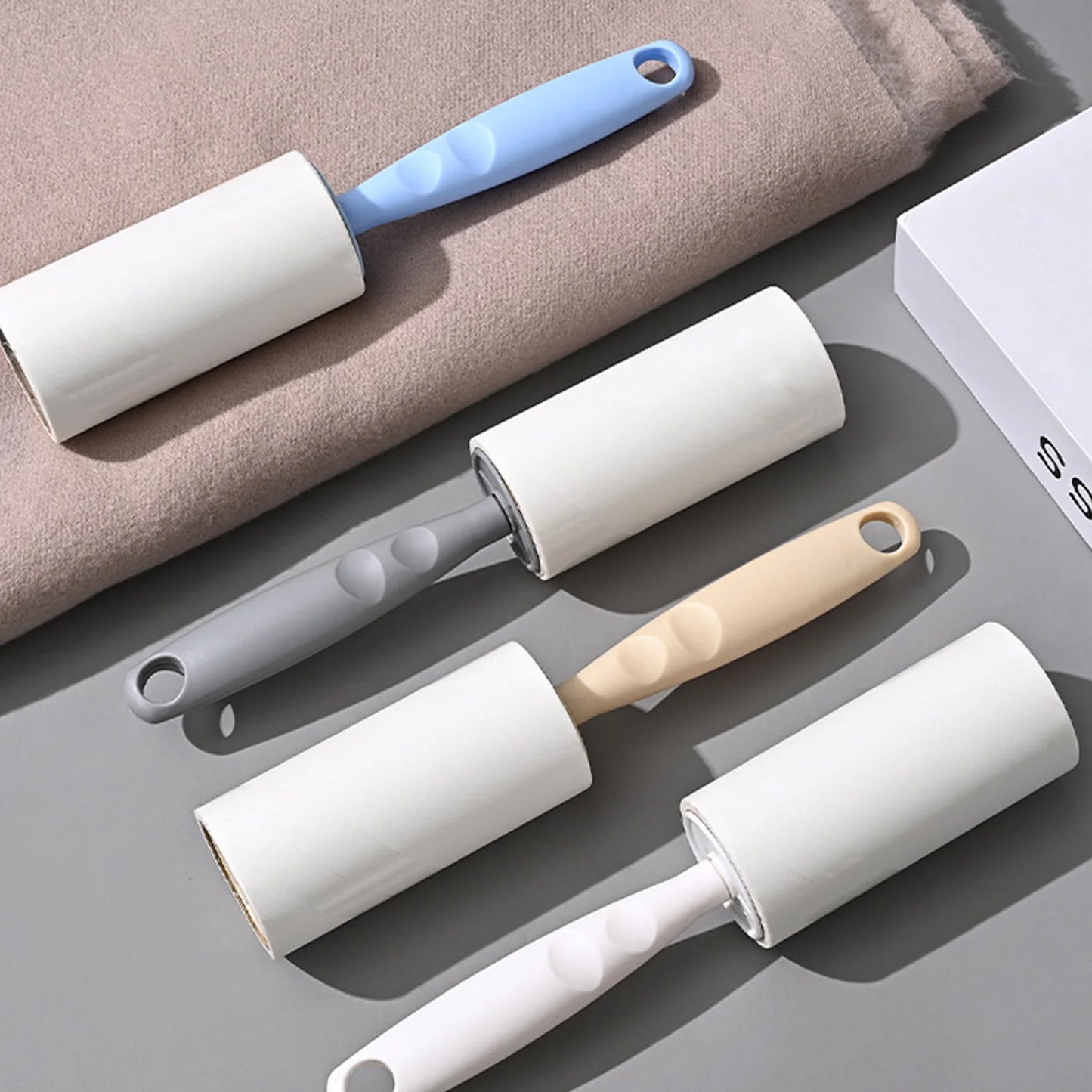 Lint Roller With Refills Sticky Remover Hair Pet Dog Clothes Sofa Dust Cleaning Remover Replaceable Roll Brush Cleaning Tool